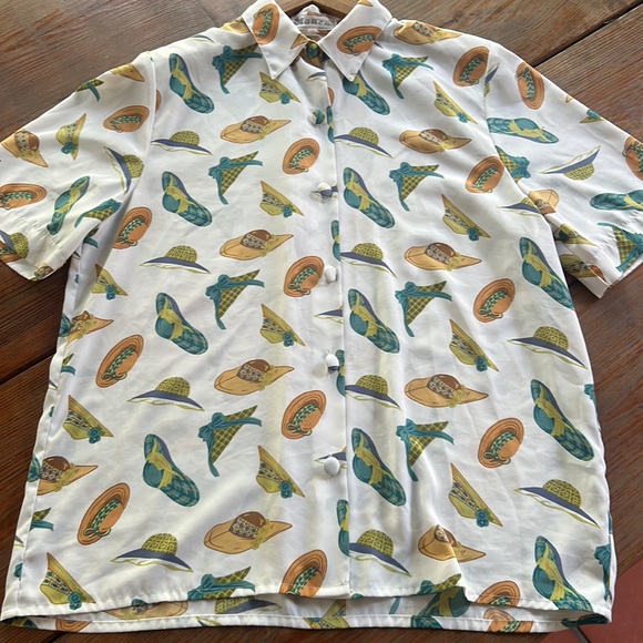 Vintage Blanca made in Madrid Spain dressy hat print all over button up blouse - Picture 6 of 8
